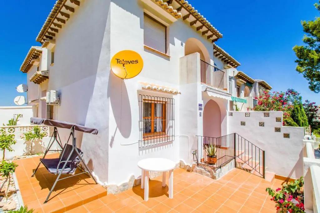 Apartament Casa Del Gato Rojo , Communal Swimming Pool , Terrace With Barbecue Torrevieja Dış mekan fotoğraf