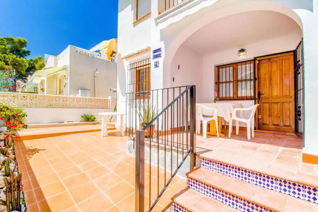 Apartament Casa Del Gato Rojo , Communal Swimming Pool , Terrace With Barbecue Torrevieja Dış mekan fotoğraf