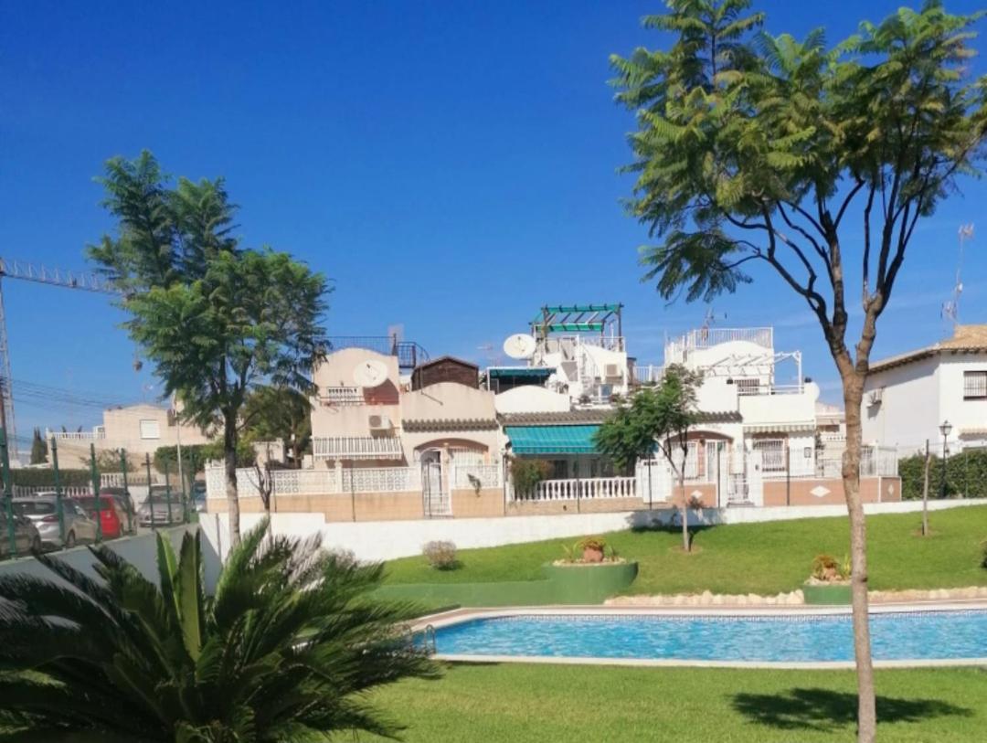Apartament Casa Del Gato Rojo , Communal Swimming Pool , Terrace With Barbecue Torrevieja Dış mekan fotoğraf